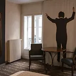 Отель Majestic 4*