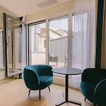 Отель Majestic Бордо