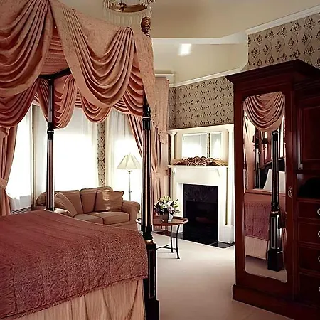 Otel Majestic 4*