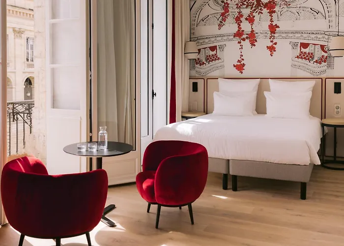 Отель Majestic 4*